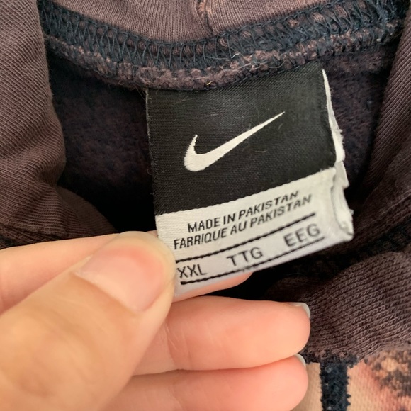 Nike Bleached Tie Dye Custom Upcycled Hoodie - Picture 5 of 6